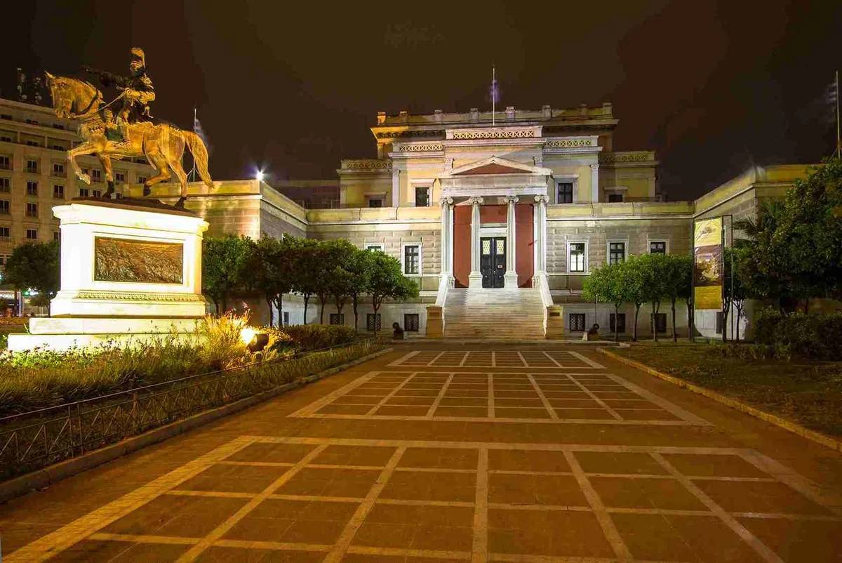 Museo Historico Nacional Kolokotronis Atenas Noche