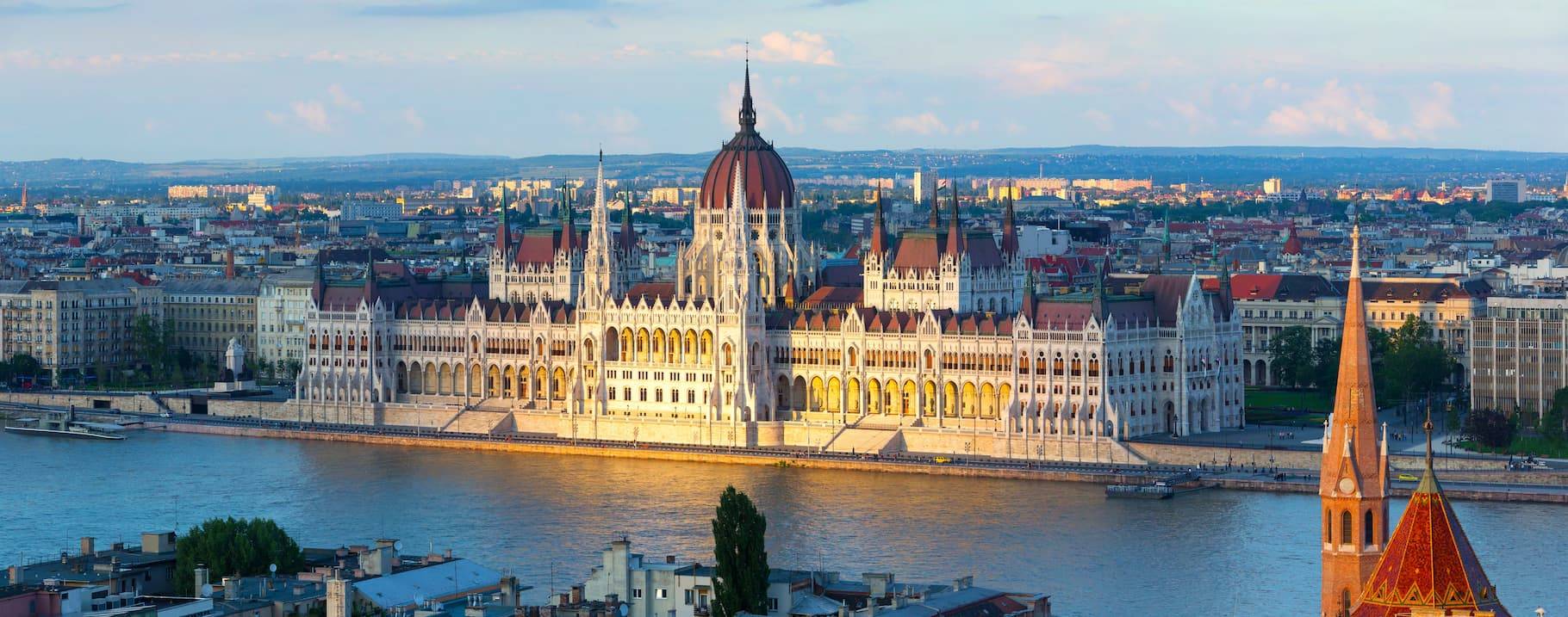 Budapest Free Walking Tour: An introduction to the city