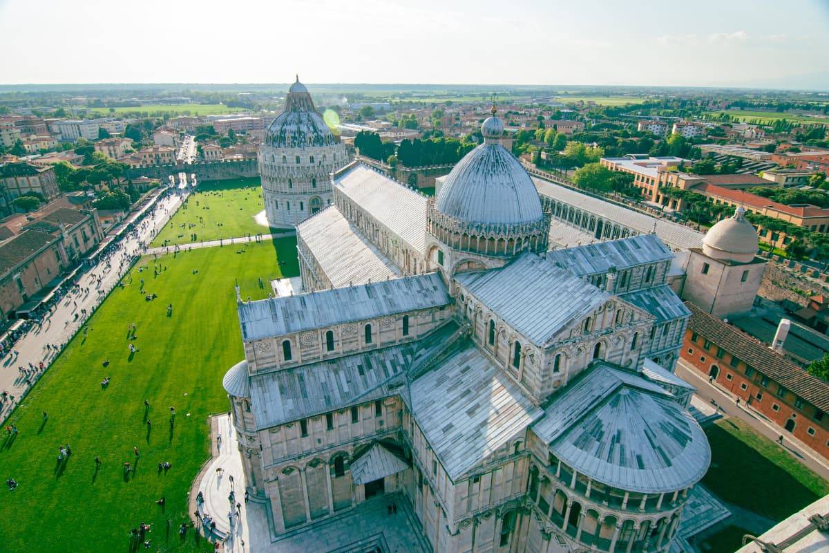 Torre Inclinada De Pisa