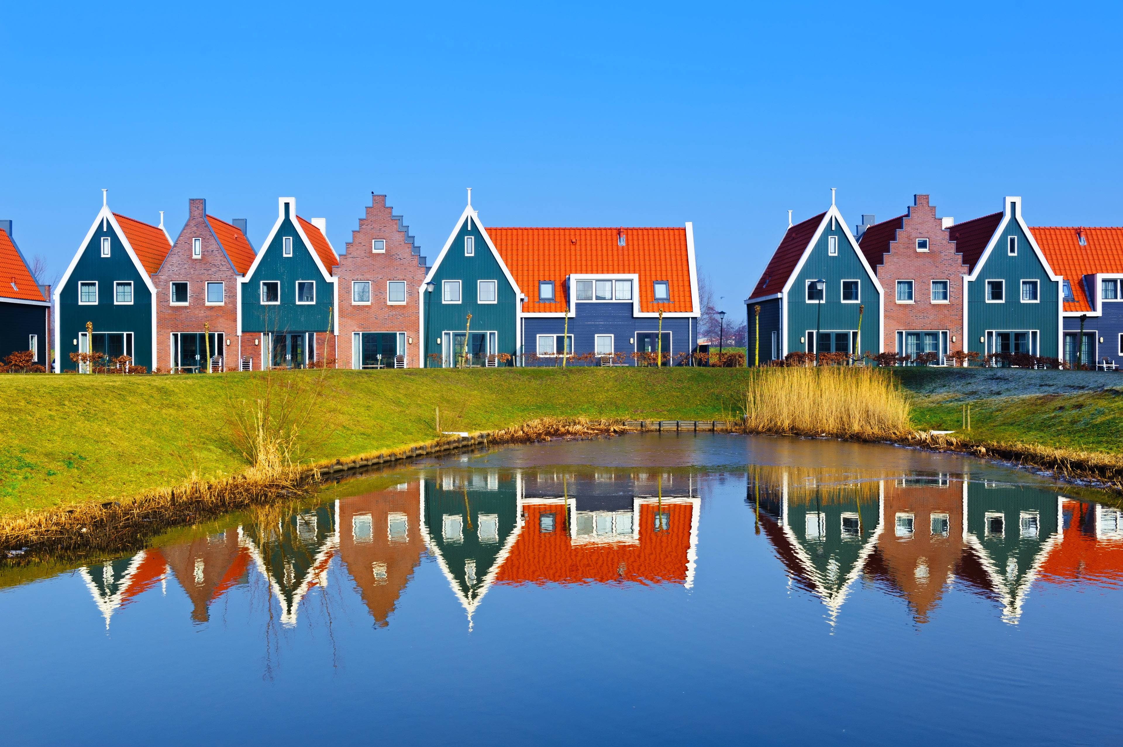 Pintorescas casas en Volendam