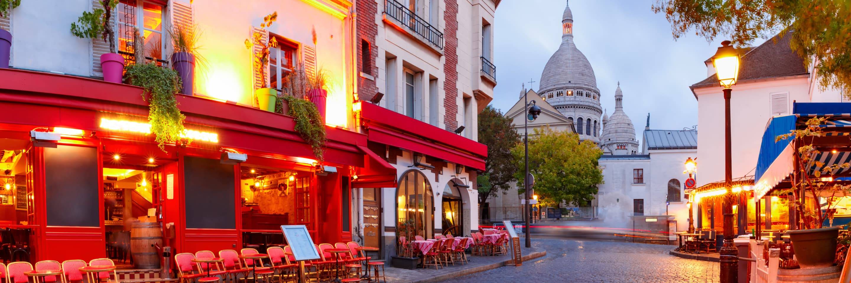Montmartre Free Walking Tour: Moulin Rouge to Sacre Coeur