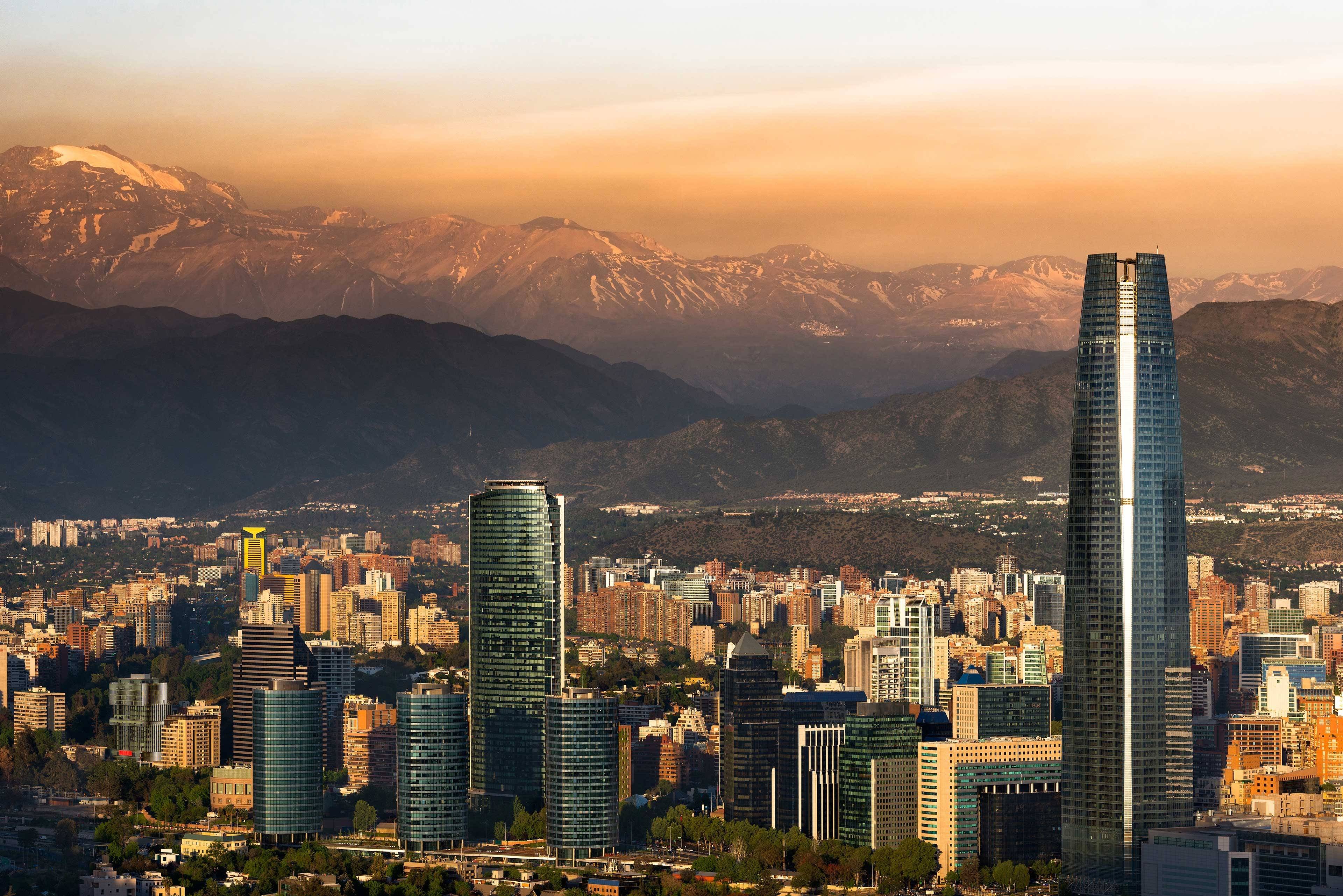 Santiago Panoramica Orient Adobestock 73482528