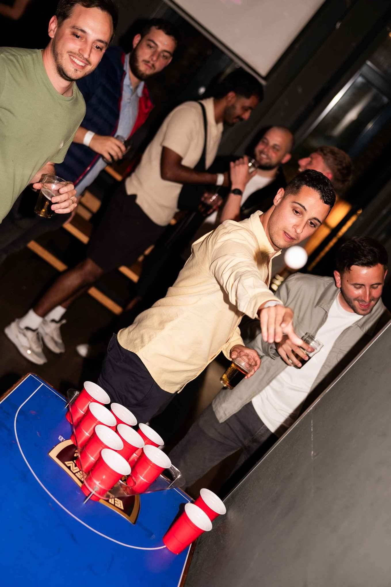 Porto Pub Crawl Beer Pong