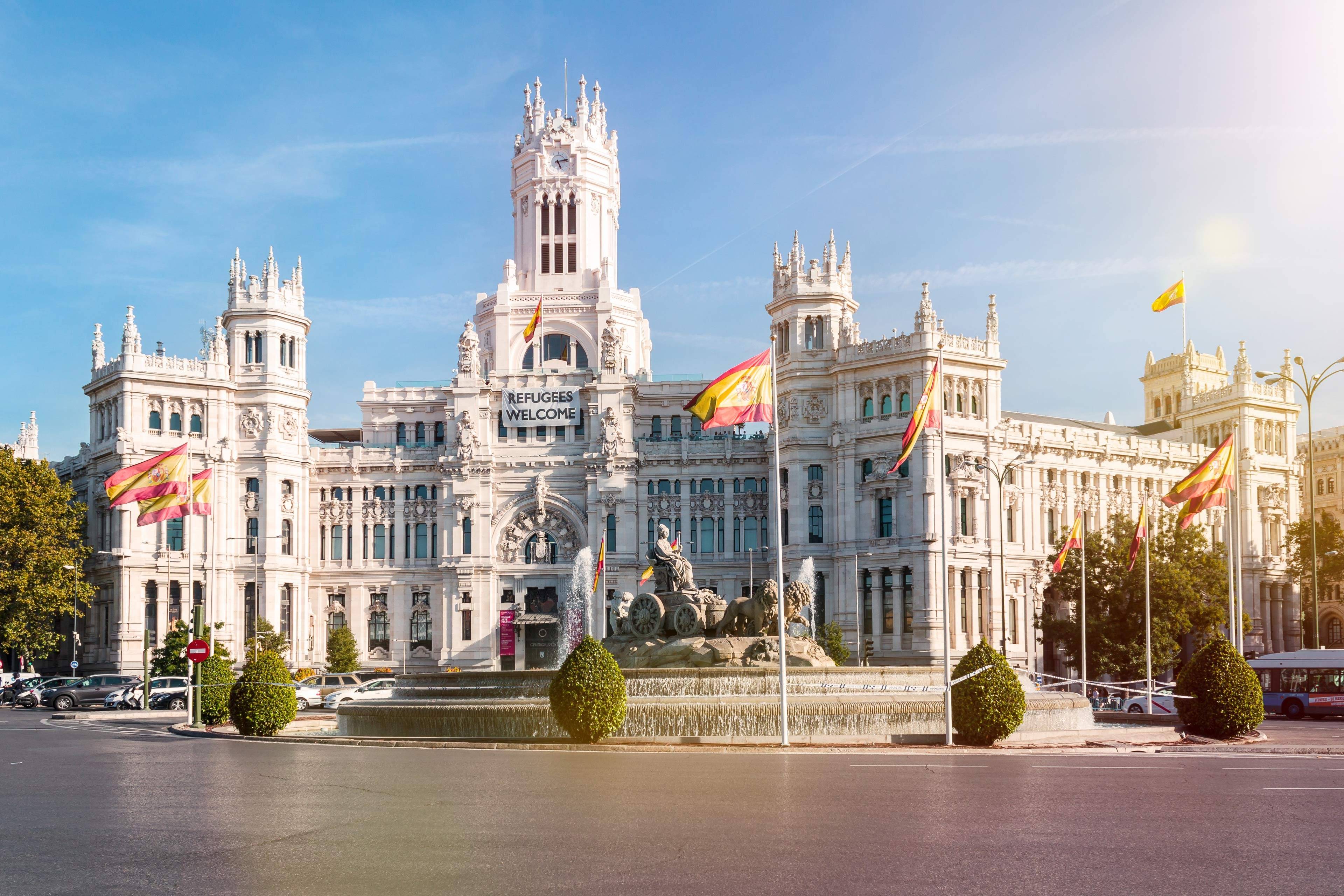 tour madrid plaza cibeles