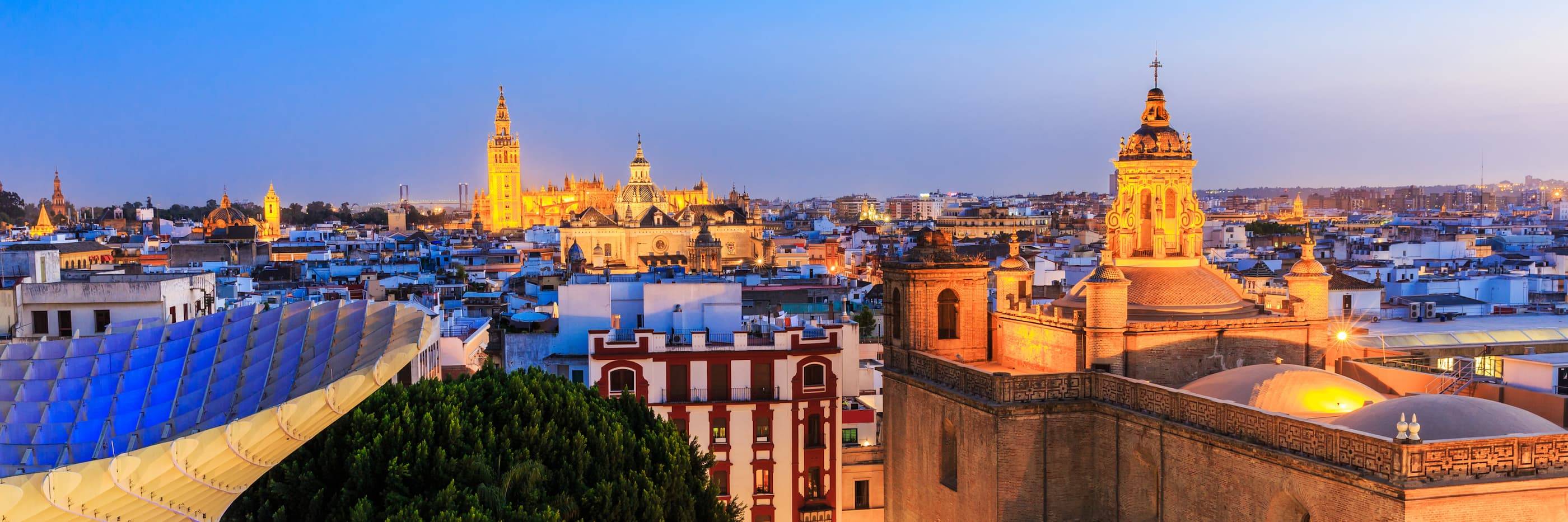 Seville Night Tour: Legends and Mysteries of Seville