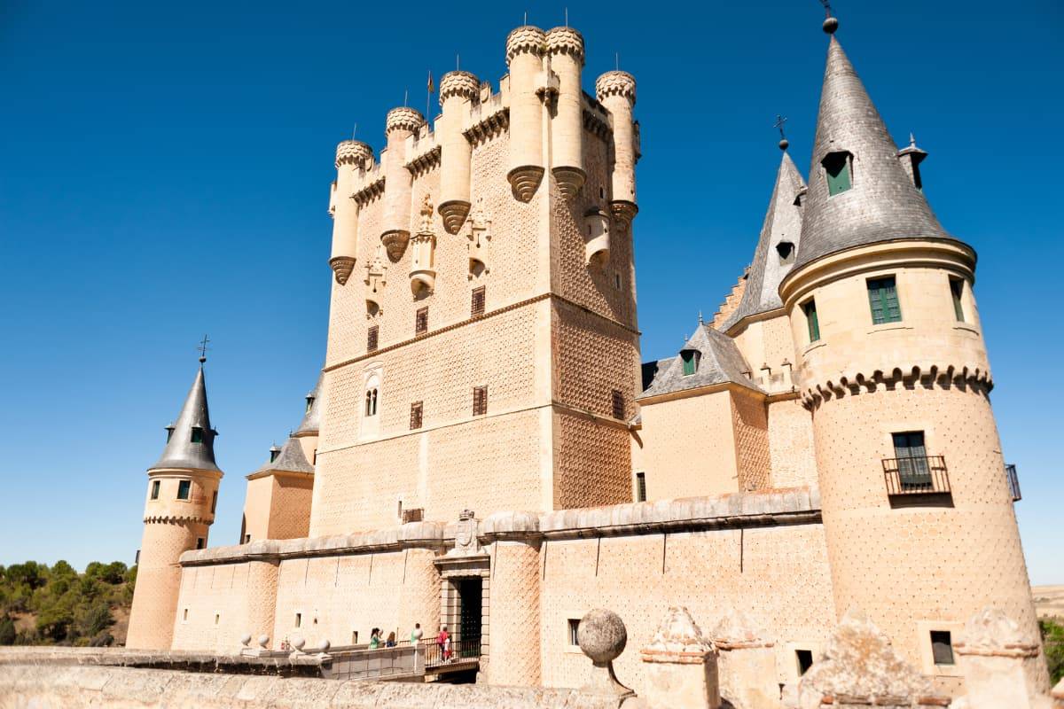 Alcazar De Segovia Tour
