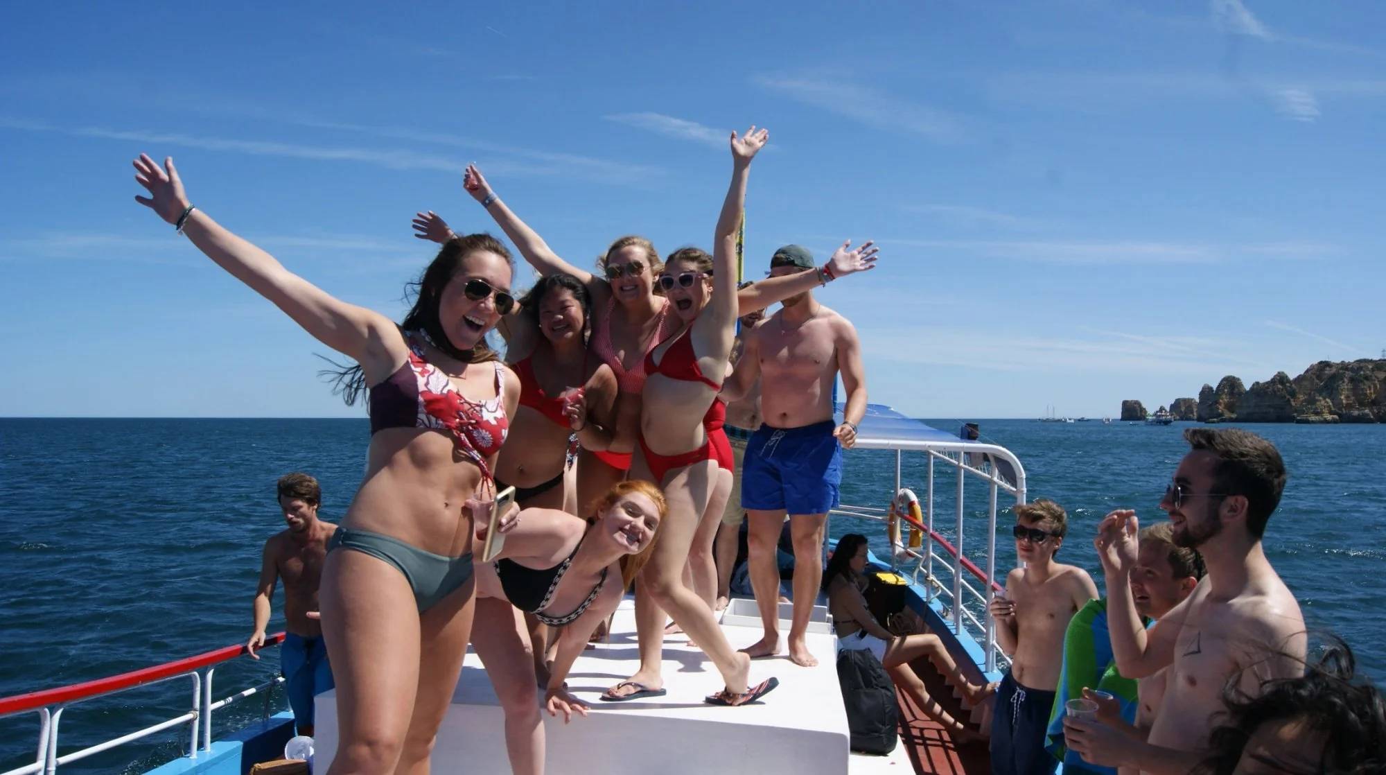 Algarve Fiesta Barco Acantilados Lagos