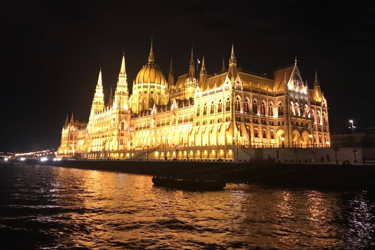 Tour Barco Budapest