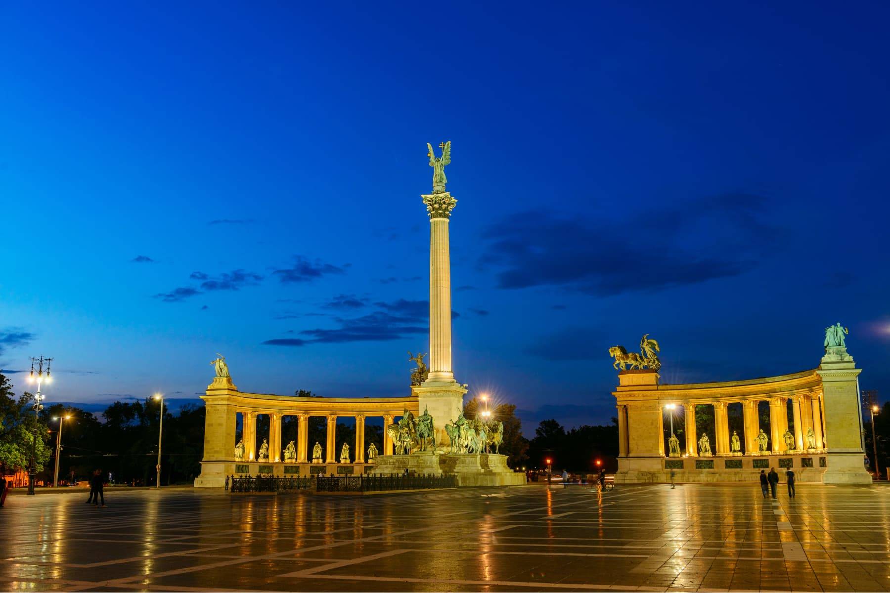 Plaza de los Héroes de Budapest