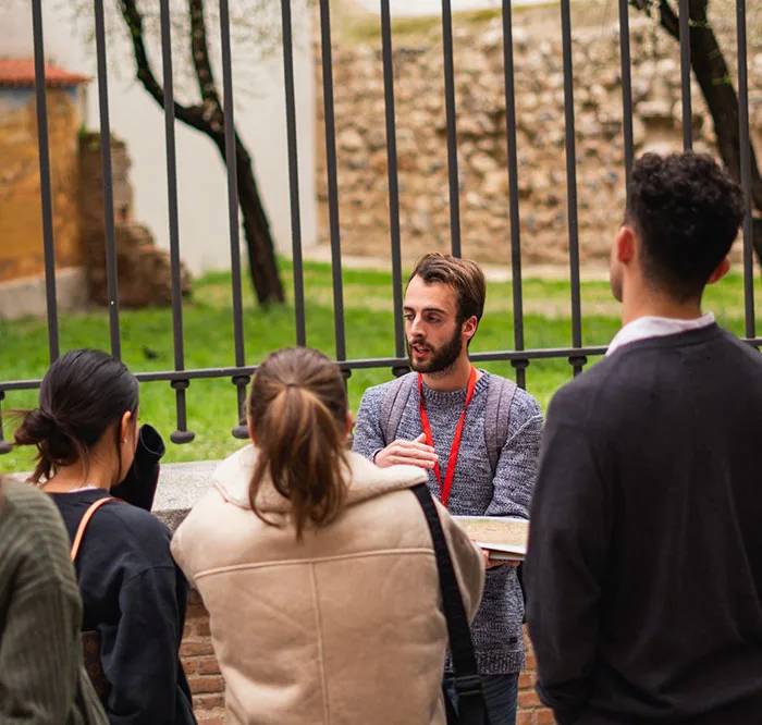 Medieval Free Tour Guide