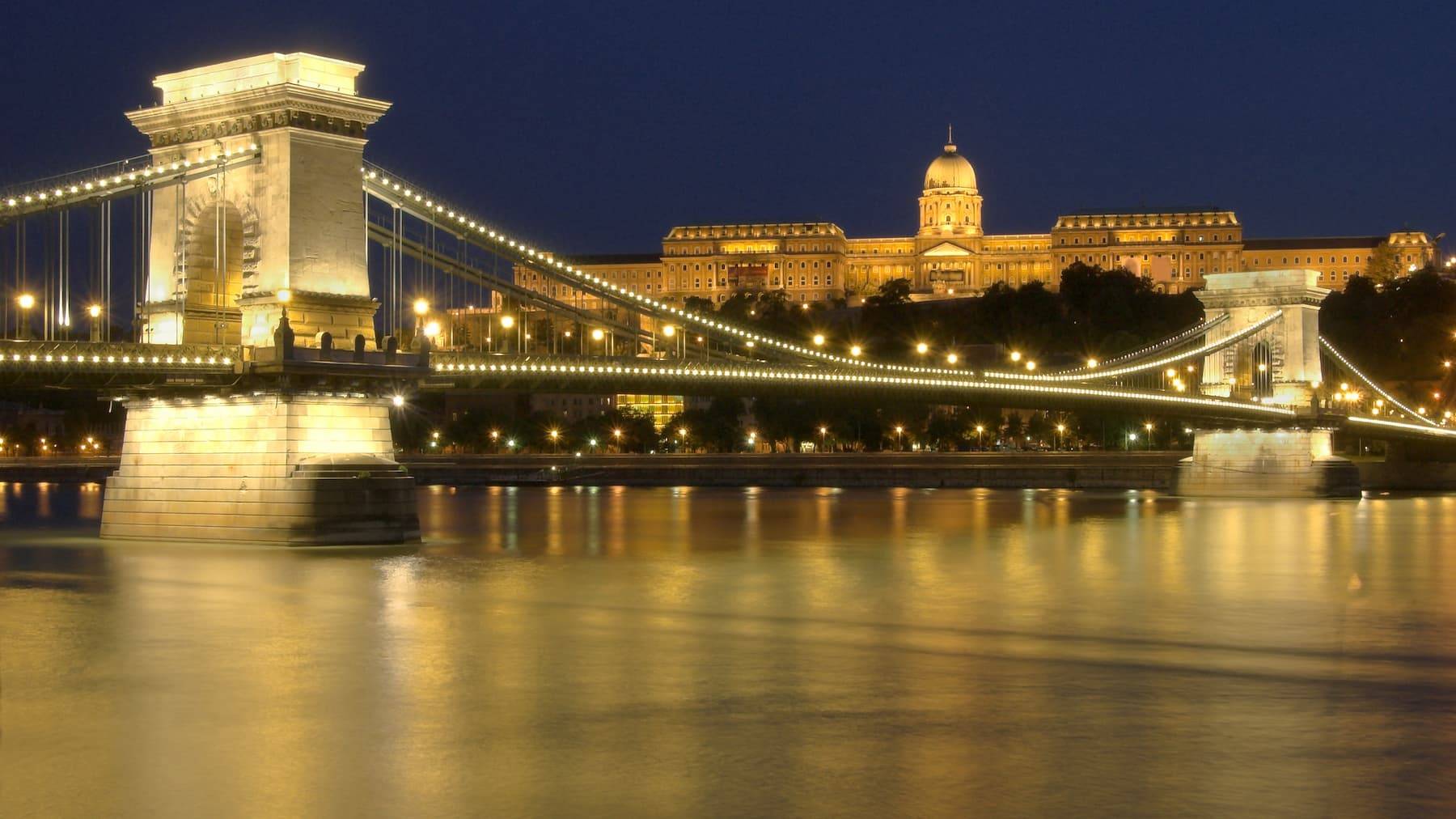 El Puente de las Cadenas de Budapest